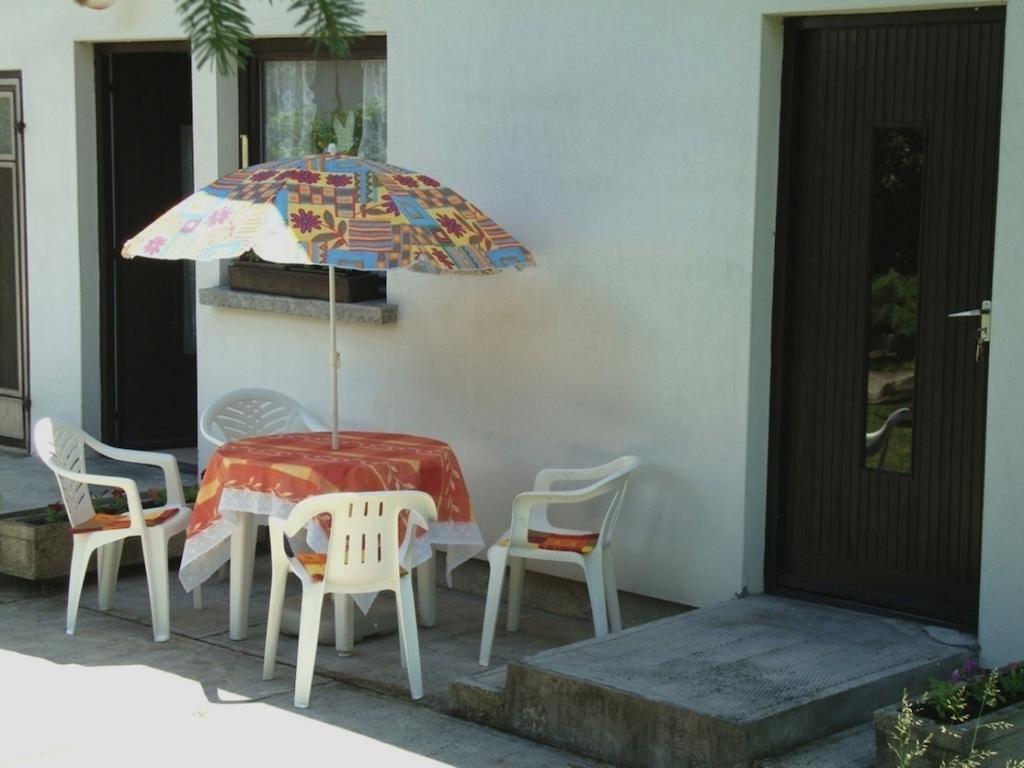 Gyongyvirag Vendeghaz Apartment Balatonboglar Bilik gambar